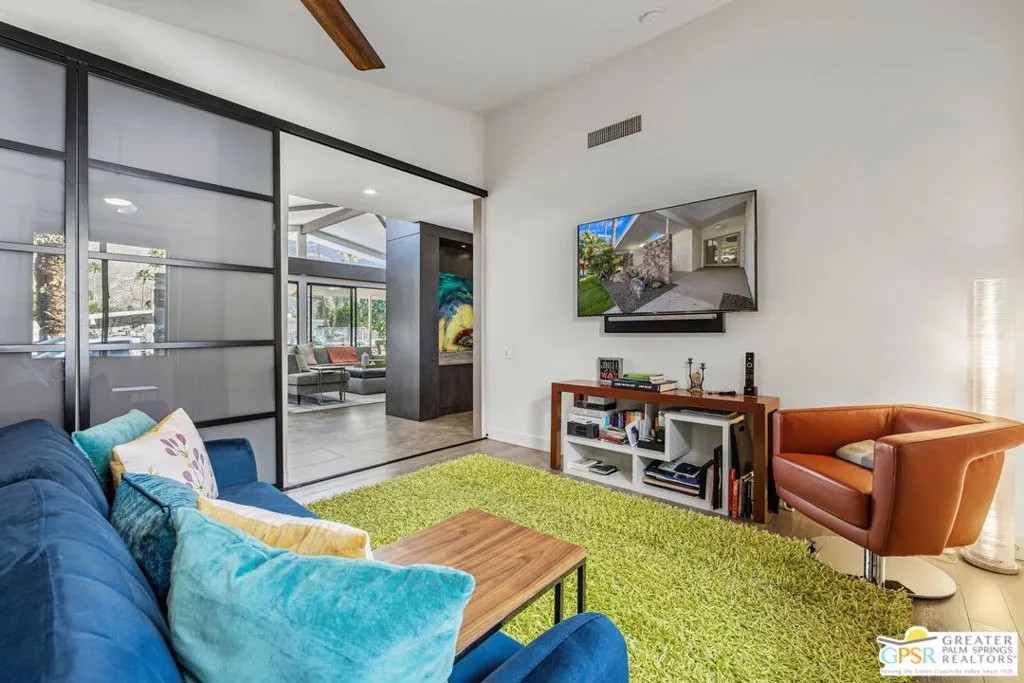 2420 Paseo Del Rey, Palm Springs, California 92264 home-pic-37